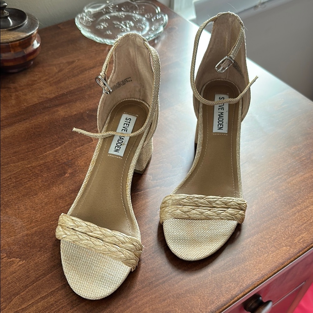 Steve Madden Cream Heeled Sandals with Ankle Strap